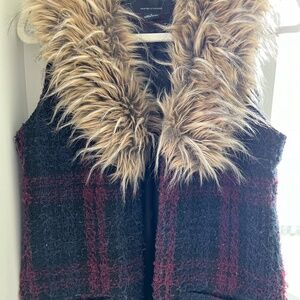 Long Plaid Vest with removable fur collar - size s